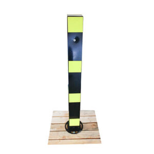 Post - Aluminum - Black baked-on paint - Yellow diamond stripes - Adjustable tilting base - 4x4x48 - STANDARD IZ